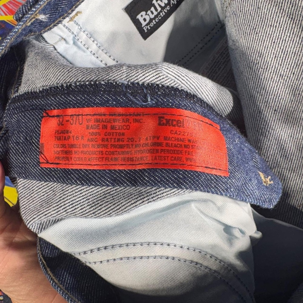 Bulwark Fire Resistant Jeans - Picture 3 of 8